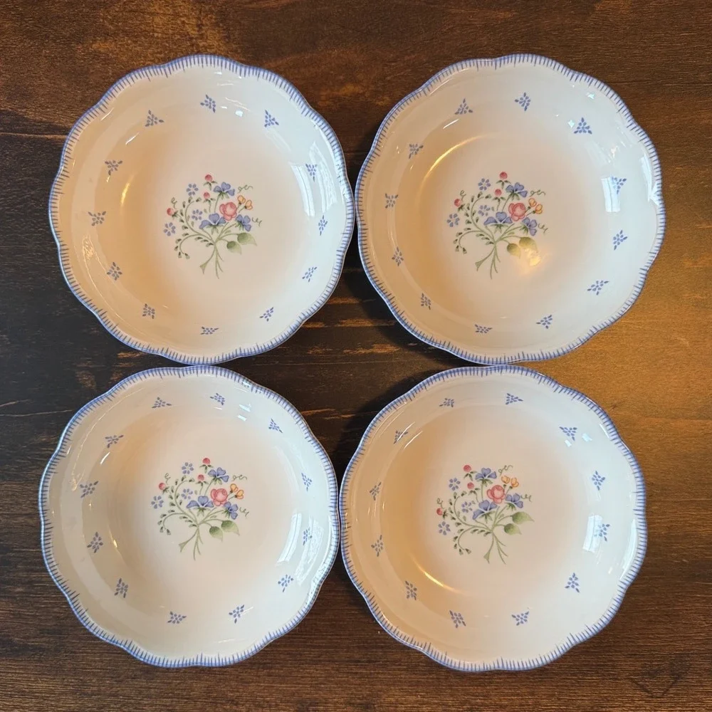 Nikko Japan American Country Rena Fruit Dessert Bowls Set of 4 Floral Blue Rim